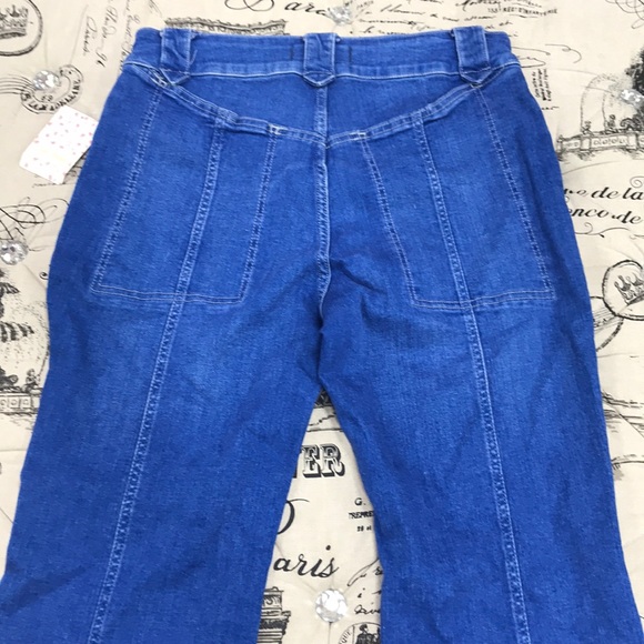 🎁 FREE People Layla Flared Leg Jeans - Picture 13 of 15